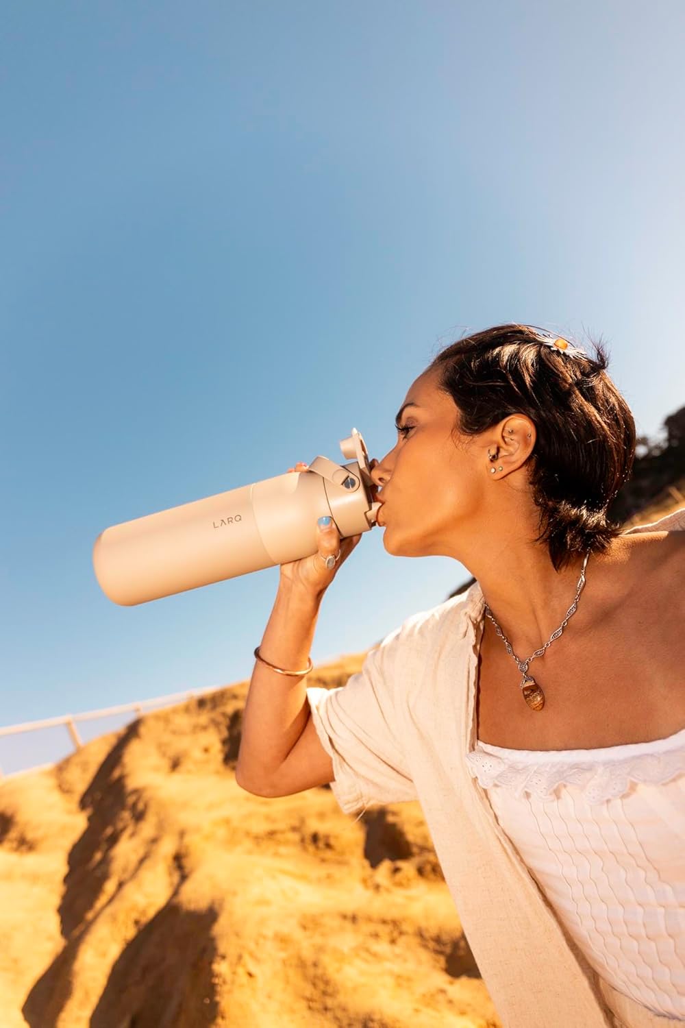LARQ Twice as Nice Set Bottle Swig Top 23oz - Insulated Stainless Steel Water Bottle With Built-In Silicone Handle, Mojave Dune & Obsidian Black